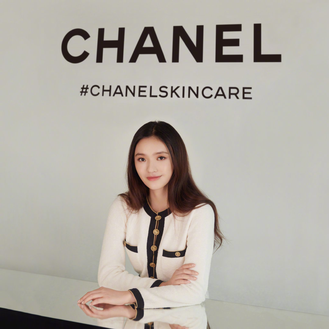 CHANEL-Jelly Lin